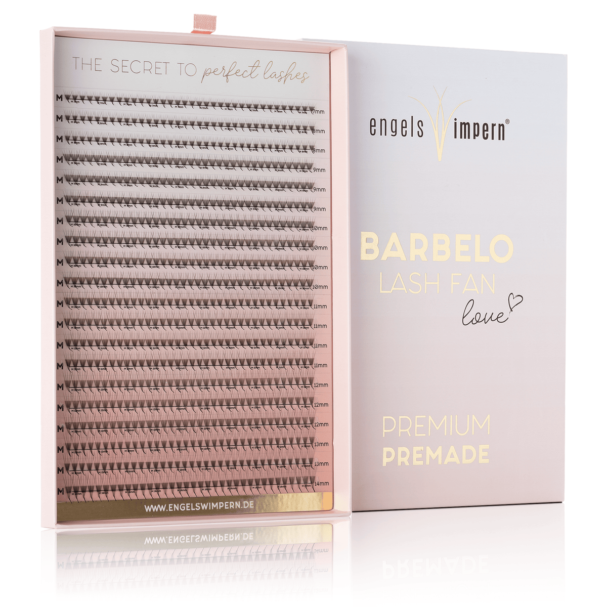 EngelsWimpern® BARBELO Black 5D Fächer – M-Curl für perfekte Lifting-Effekte

Die EngelsWimpern® BARBELO Black 5D Fächer in M-Curl sind perfekt für ein starkes Lifting und einen offenen Blick. Der M-Curl sorgt für eine kraftvolle Betonung des Wimpernkranzes und eignet sich ideal für Kundinnen mit geraden oder nach unten gerichteten Naturwimpern. Die tiefschwarze Farbe schafft intensive, dramatische Looks. Dank hitzegebundener Verarbeitung bleiben die Fächer perfekt geformt – ganz ohne Kleber. Verpackt in ei